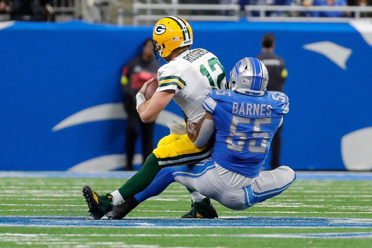 Detroit Lions linebacker Derrick Barnes